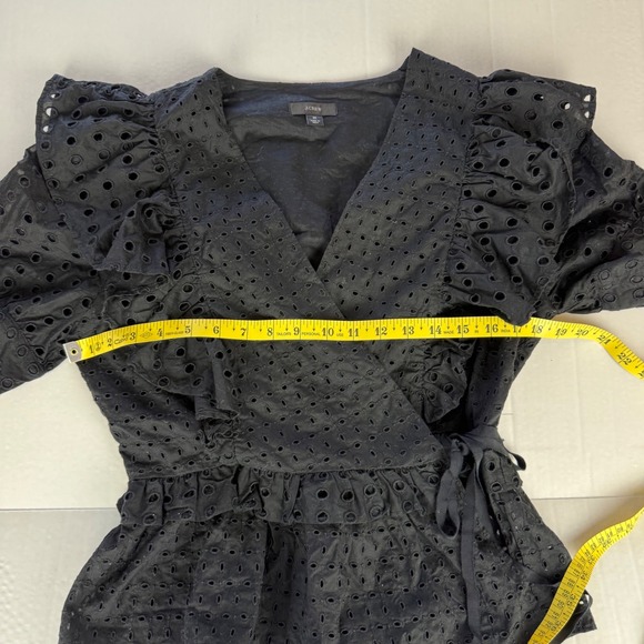 J. Crew Eyelet Ruffle Wrap Top Black Short Sleeve Blouse Size Medium - Picture 8 of 9